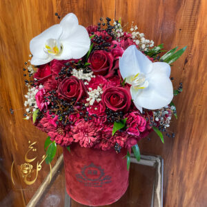 Royal model wedding and gift flower box